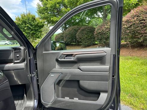Used 2023 GMC Sierra 1500 SLT w/ SLT Premium Package AWD/4WD image 61
