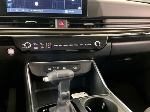 New 2026 Kia Carnival SX Prestige FWD image 7