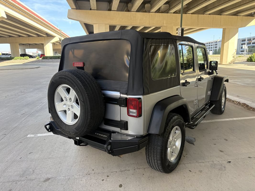 Used 2016 Jeep Wrangler Unlimited Sport w/ Quick Order Package 23S AWD/4WD image 8