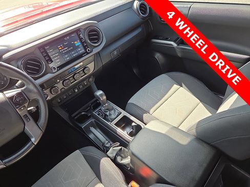 Used 2023 Toyota Tacoma TRD Sport w/ Technology Package AWD/4WD image 12