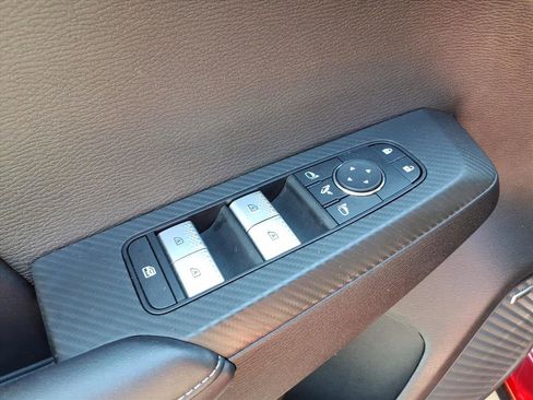 Used 2025 Mitsubishi Outlander SE FWD image 17