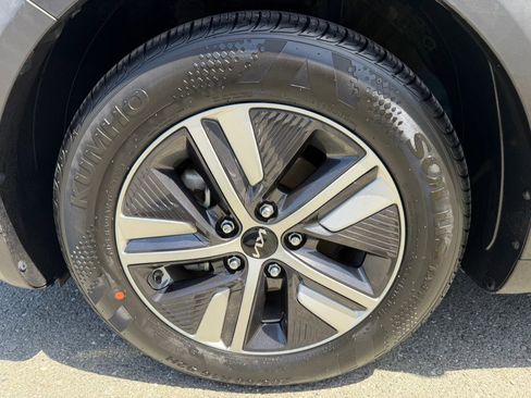 Used 2022 Kia Niro LXS FWD image 51