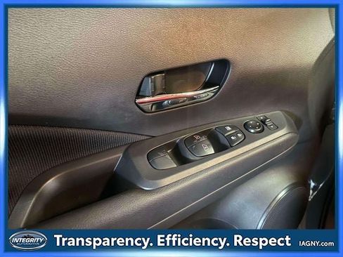 Certified 2023 Nissan Kicks SV FWD image 17