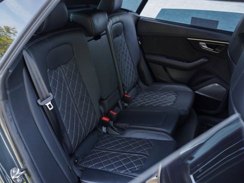 Used 2021 Audi SQ8 Prestige w/ Prestige Package image 25