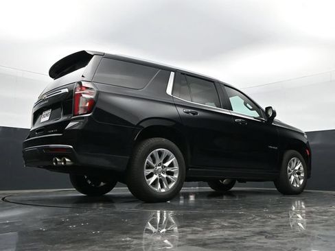 Used 2023 Chevrolet Tahoe Premier w/ Premium Package 2 AWD/4WD image 38