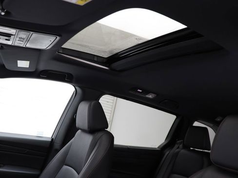 Used 2025 Honda Odyssey Sport-L image 16