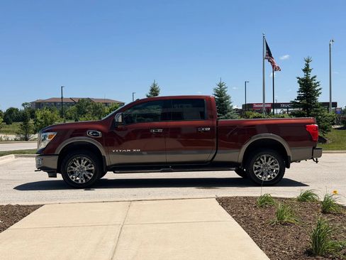 Used 2016 Nissan Titan Platinum Reserve AWD/4WD image 8