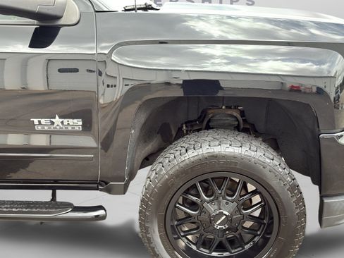 Used 2018 Chevrolet Silverado 1500 LT w/ Texas Edition AWD/4WD image 27