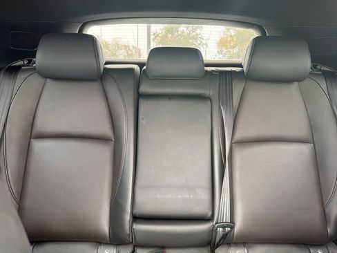 Used 2021 MAZDA MAZDA3 s image 24