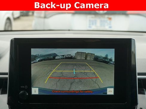 Certified 2023 Toyota Corolla Cross XLE w/ Convenience Package image 9