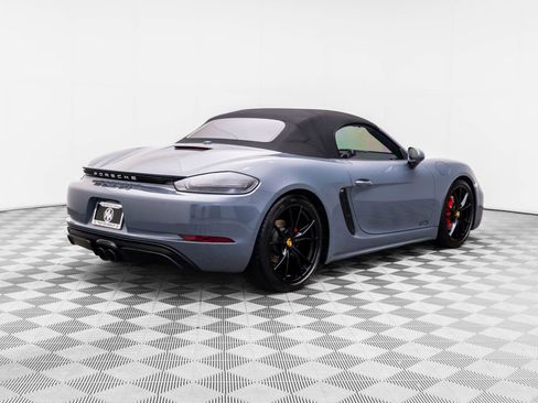 Used 2018 Porsche 718 Boxster GTS image 8