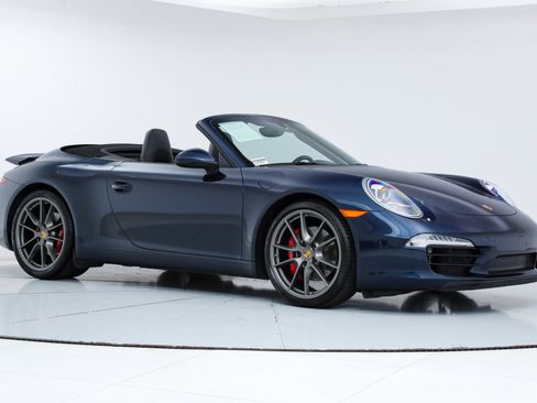 Used 2016 Porsche 911 Carrera S image 7