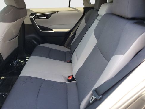 Used 2023 Toyota RAV4 XLE image 14