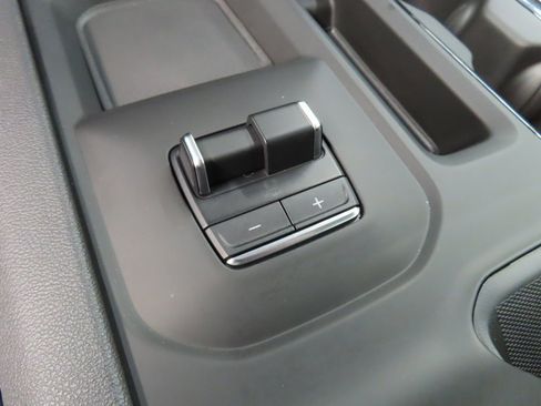 Used 2025 GMC Sierra 2500 AT4 w/ AT4 Premium Plus Package image 73