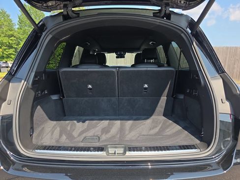 Certified 2025 Mercedes-Benz GLS 450 4MATIC image 15