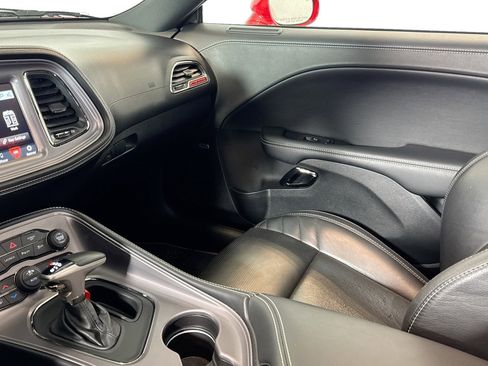 Used 2023 Dodge Challenger SRT Hellcat w/ Driver Convenience Group image 22