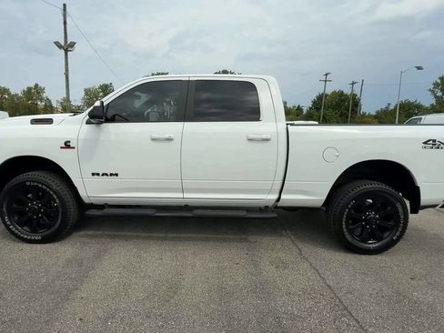 Used 2021 RAM 2500 Big Horn w/ Night Edition AWD/4WD image 5