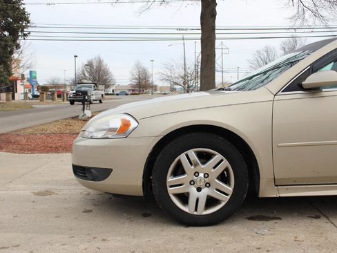 Used 2011 Chevrolet Impala LT w/ Luxury Edition Package image 42