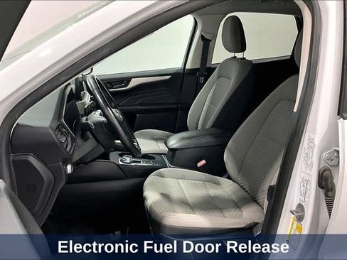 Used 2022 Ford Escape SE w/ SE Sport Appearance Package AWD/4WD image 29