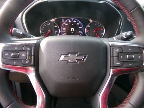 Used 2023 Chevrolet Blazer RS w/ Enhanced Convenience Package image 13