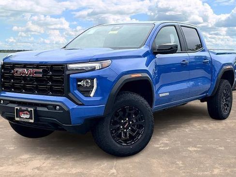 New 2026 GMC Canyon Elevation w/ Convenience Package image 2