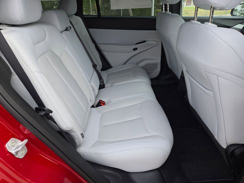 New 2026 Jeep Cherokee Laredo image 19