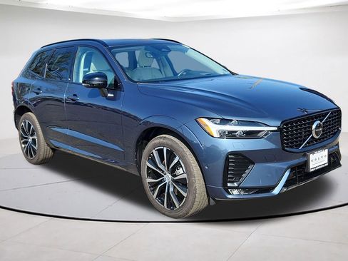Certified 2023 Volvo XC60 B5 Ultimate w/ Climate Package image 1