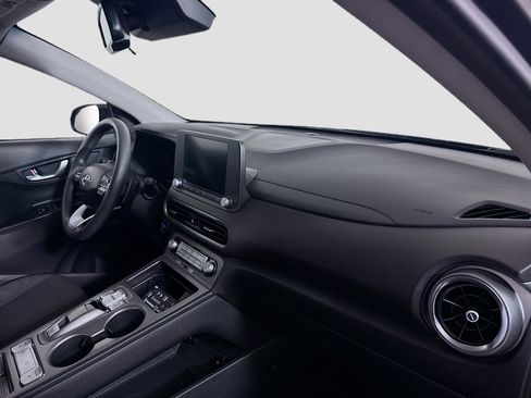 Used 2023 Hyundai Kona SE w/ Cargo Package image 30