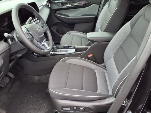 New 2026 Chevrolet TrailBlazer LT w/ Convenience Package FWD image 8