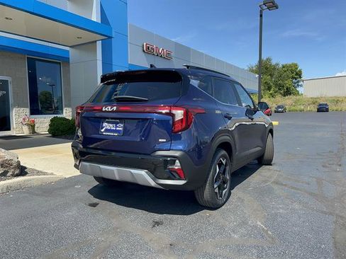Used 2024 Kia Seltos EX image 7