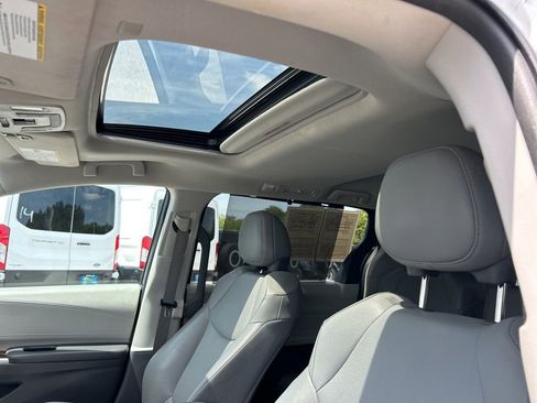 Used 2023 Toyota Sienna XLE image 14