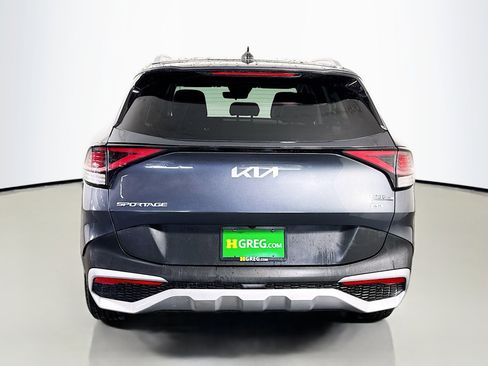 Used 2023 Kia Sportage EX image 8