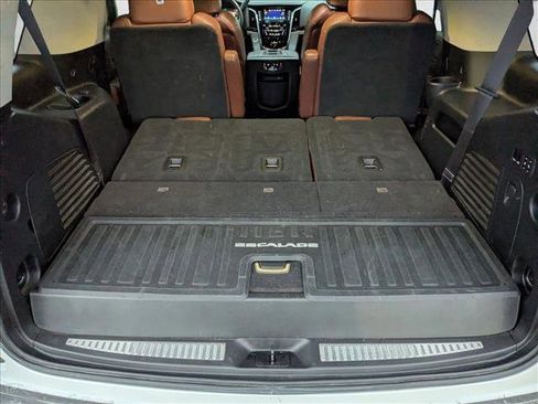 Used 2017 Cadillac Escalade Premium Luxury w/ LPO, Radiant Package image 6