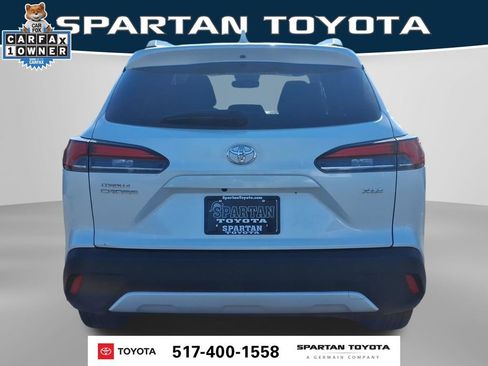 Used 2023 Toyota Corolla Cross XLE FWD image 8