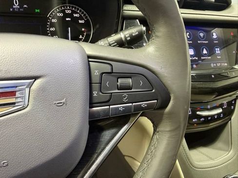 Certified 2021 Cadillac XT6 Premium Luxury AWD/4WD image 18