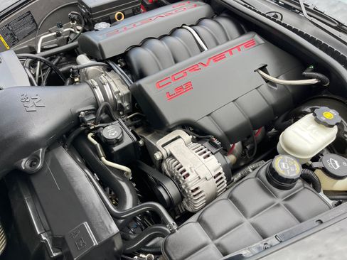 Used 2008 Chevrolet Corvette Coupe w/ Preferred Equipment Group RWD image 20