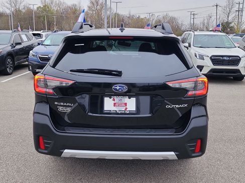 Certified 2022 Subaru Outback Limited image 4