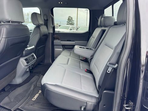 Used 2022 Ford F150 Lariat image 32