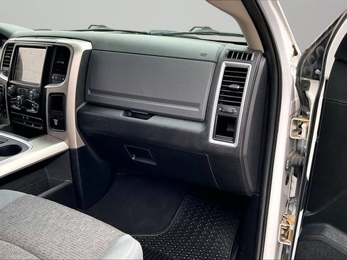 Used 2017 RAM 1500 Big Horn AWD/4WD image 27
