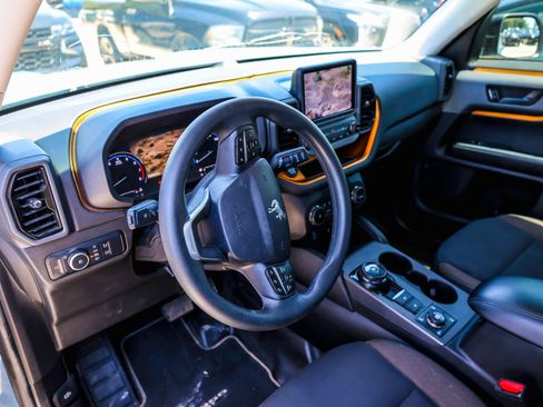 Used 2021 Ford Bronco Sport Badlands AWD/4WD image 3