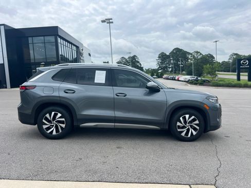 Certified 2026 Volkswagen Tiguan S FWD image 15