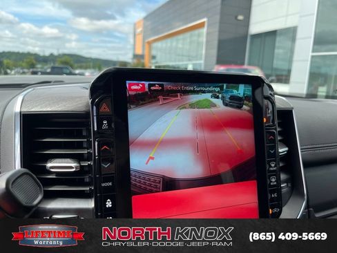 New 2026 RAM 2500 Laramie AWD/4WD image 12