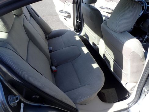 Used 2012 Honda Civic Hybrid Sedan image 11