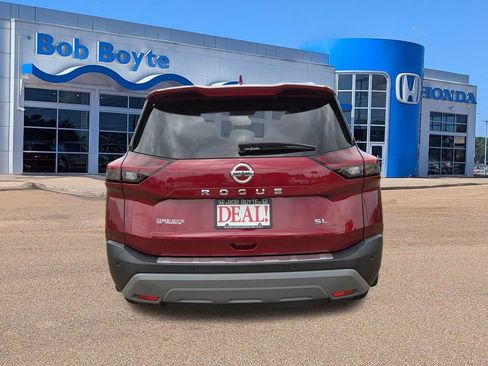 Used 2021 Nissan Rogue SL w/ Premium Package FWD image 6