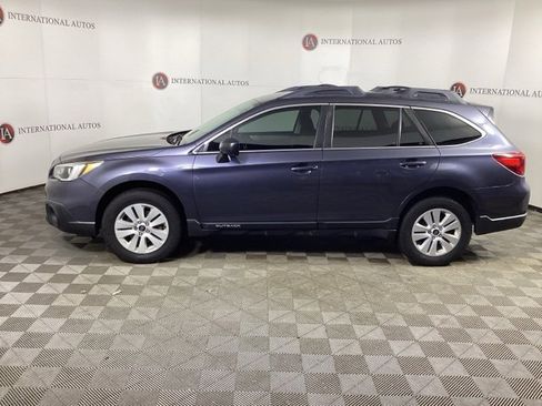 Used 2017 Subaru Outback 2.5i image 7