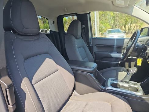 Used 2022 Chevrolet Colorado LT w/ Fleet Safety Package image 23