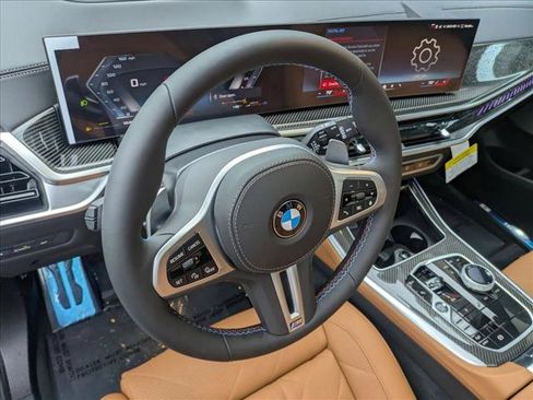 New 2026 BMW X5 M60i image 3