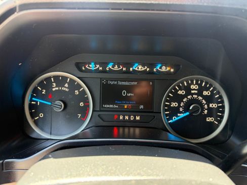 Used 2017 Ford F150 XLT w/ Equipment Group 302A Luxury AWD/4WD image 14