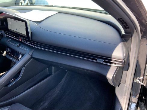 Used 2025 Hyundai Elantra N image 14