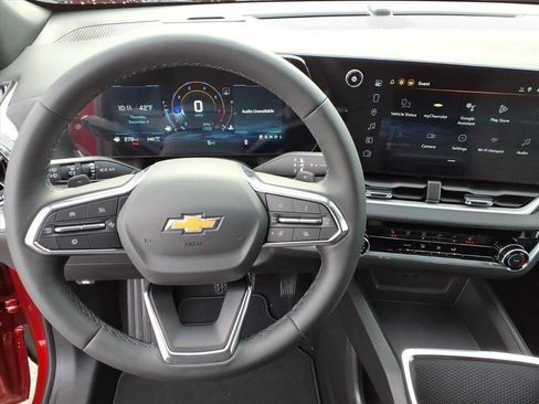 New 2026 Chevrolet Equinox LT w/ Safety and Technology Package image 10